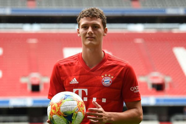 Benjamin Pavard di Minati Banyak Klub Besar